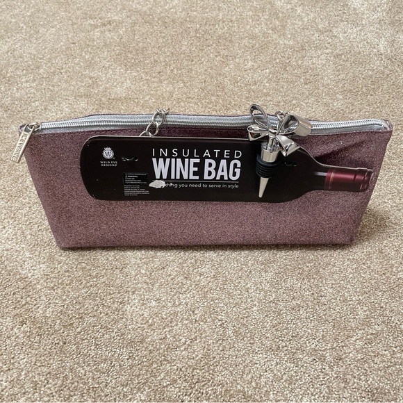 Wild Eye Designs Other - NEW Insulated Wine Bottle Carrier Bag Glitter Pink Silver Bow Stopper Bride